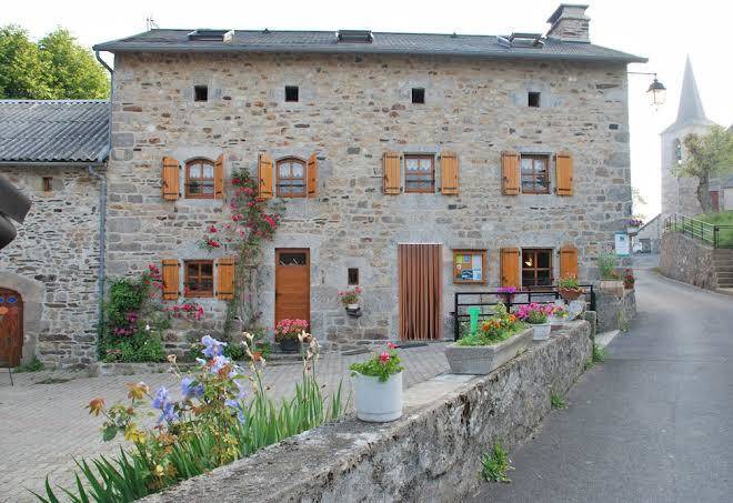 Ferme les deux vallees