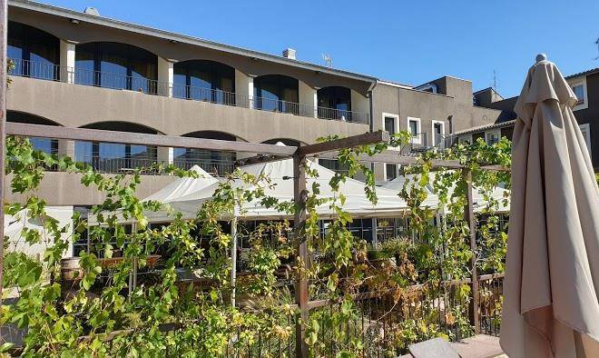Hotel fac&spera