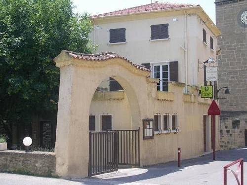 Logis hotel la demeure de grane