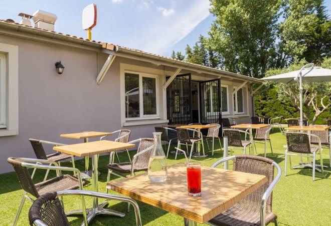 Maranatha hotel bourg les valence