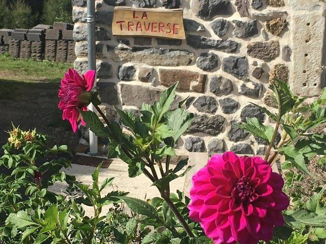 Lauberge la traverse