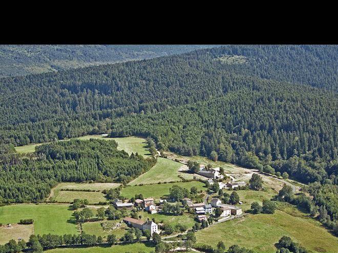 Lo bec gite d'enfants chambres et table d'hotes
