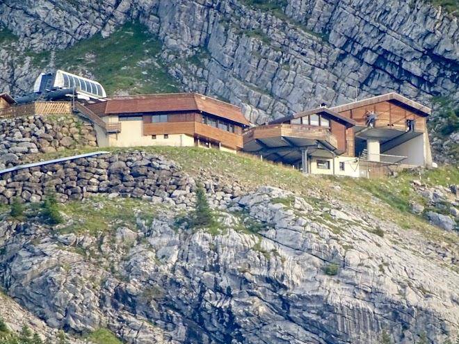 Hotel du lac des confins