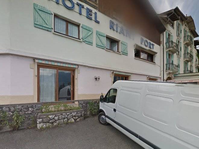 Hotel riant port