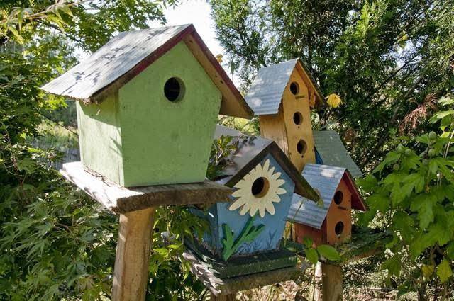 La roulotte au jardin