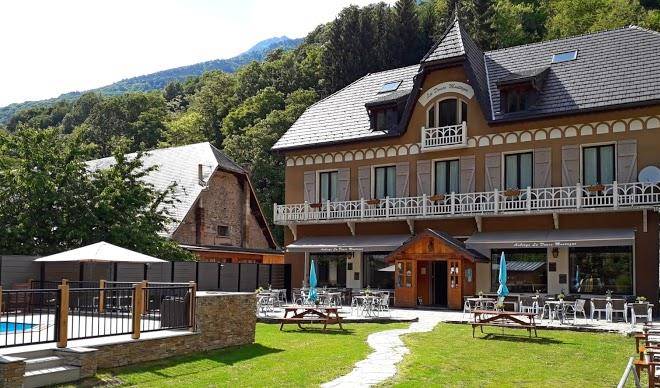 Auberge la douce montagne hotel restaurant bar
