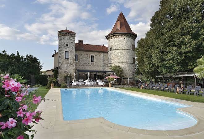 Chateau de chapeau cornu