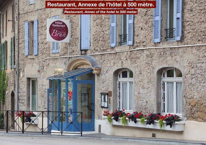 Hotel brun