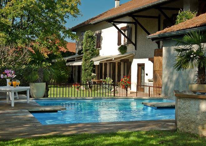 Le domaine du plantier grand gite 20 personnes isere 38 rhone alpes