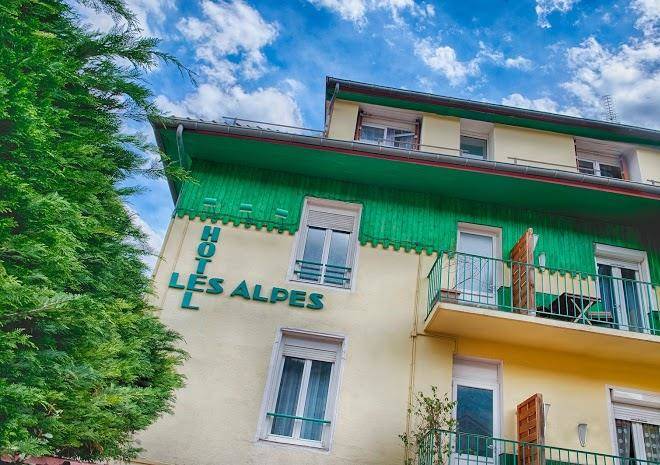 Hotel Et Restaurant Les Alpes Image