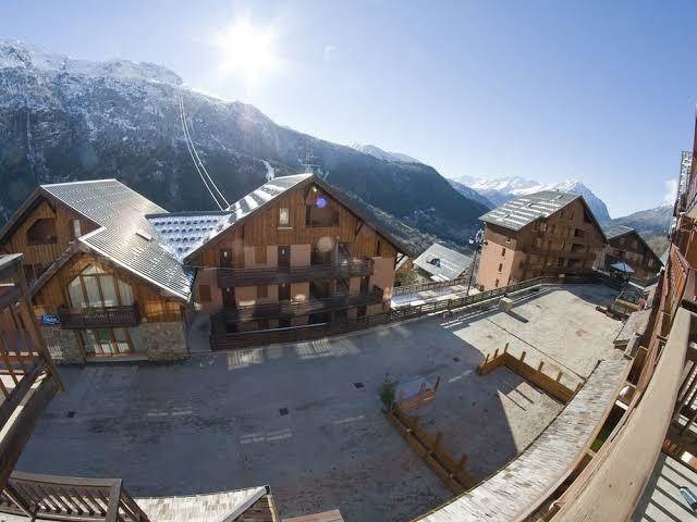 Vaujany locations studio claret