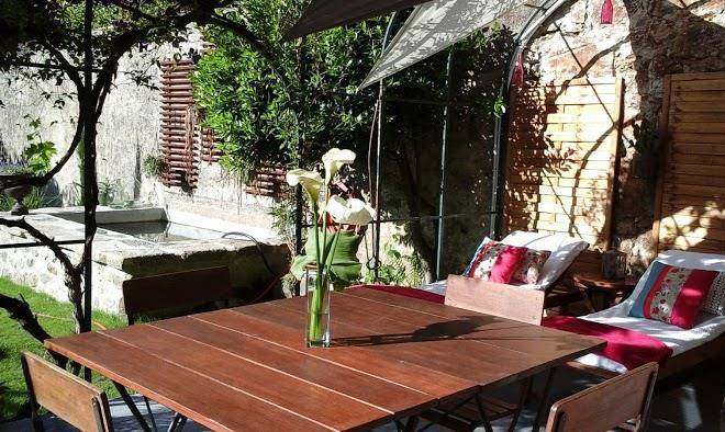 Chambres d hotes bourg argental le petit jardin