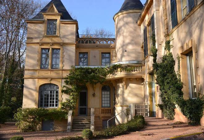 Chateau de champlong