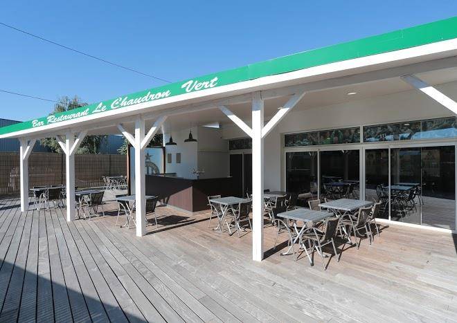 Hotel bar restaurant le chaudron vert