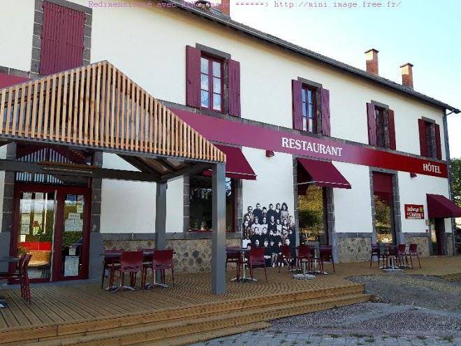 Hotel Restaurant Bar Auberge Du Chateau Logis Image