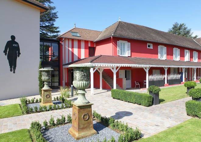 Hotel les maritonnes parc & vignoble restaurant rouge & blanc