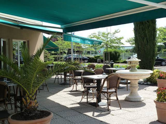 Hotel restaurant charme en beaujolais