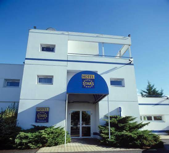 Hotel stars lyon bron