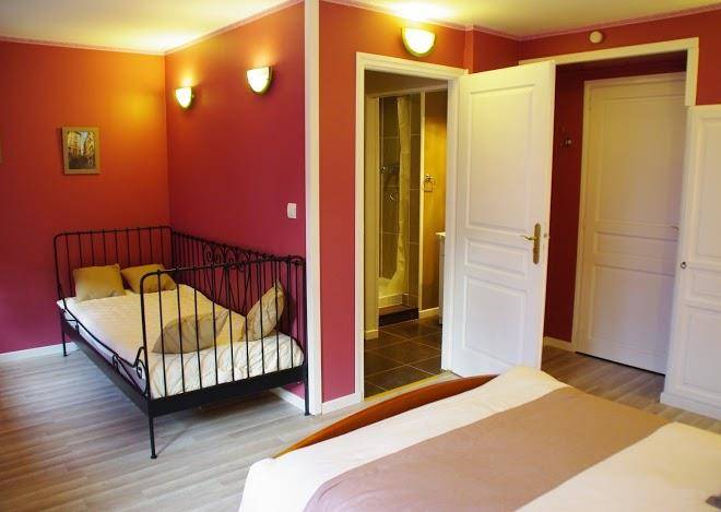Le relais de grange blanche
