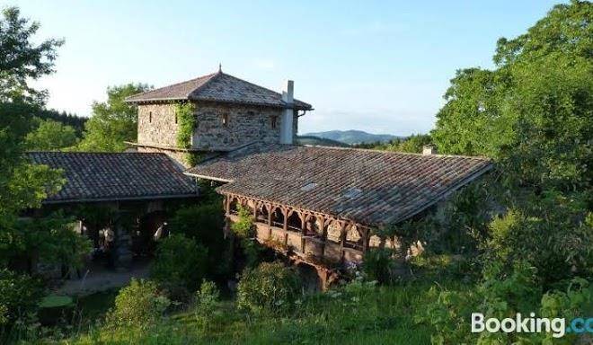 Les folies de la serve