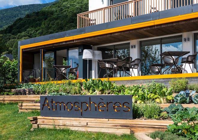 Restaurant atmospheres