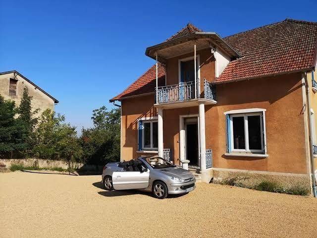 Maison fleur de frangipanier