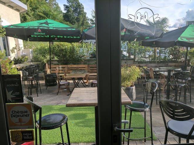 Mamie jane bistro privatisable