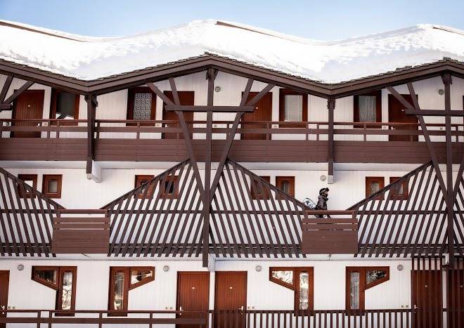 Residence skimania grand bois courchevel