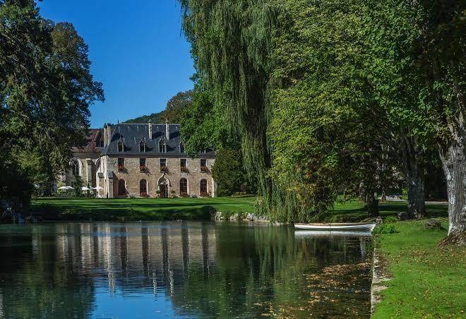 Abbaye De La Bussiere Image