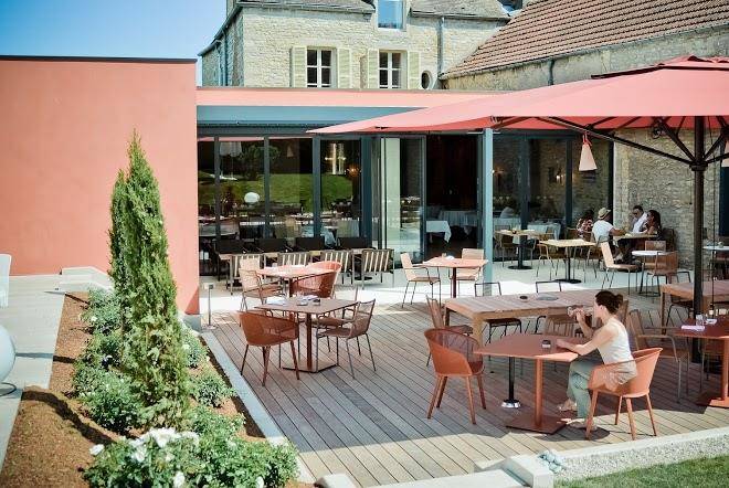 Castel De Tres Girard Image