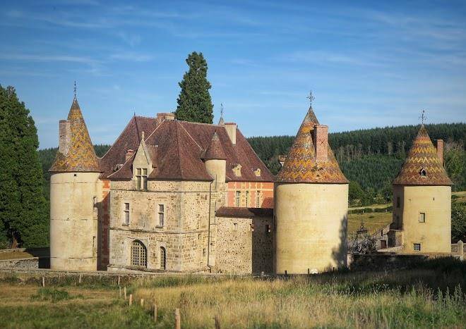 Chateau de menessaire