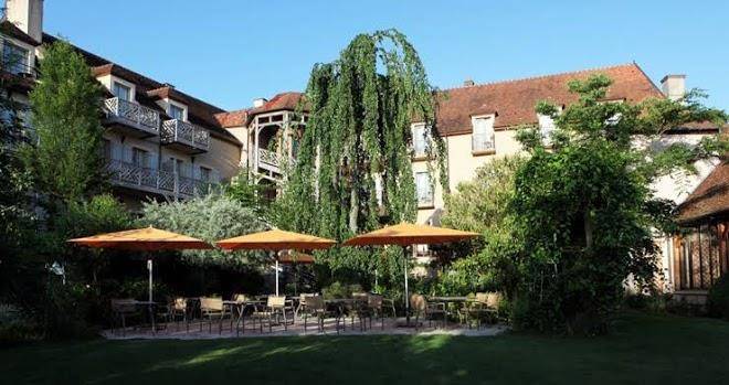 Le relais bernard loiseau hotel relais & chateaux 5 etoiles