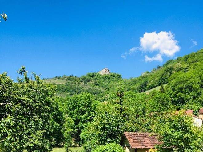 Gite la source