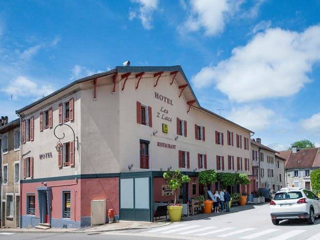 Hotel les 2 lacs lcb la poelee