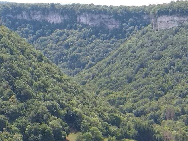 Le gout des autres bistrot dortoir