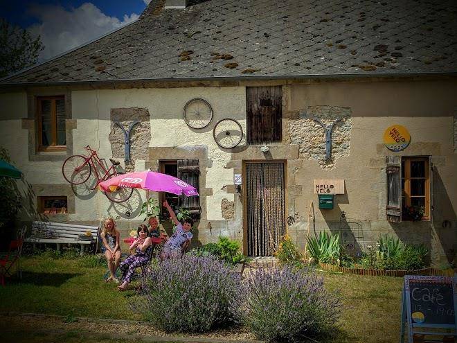 Hello velo cafe & chambres d'hotes