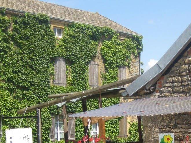 Le moulin de vaux proche de paray le monial