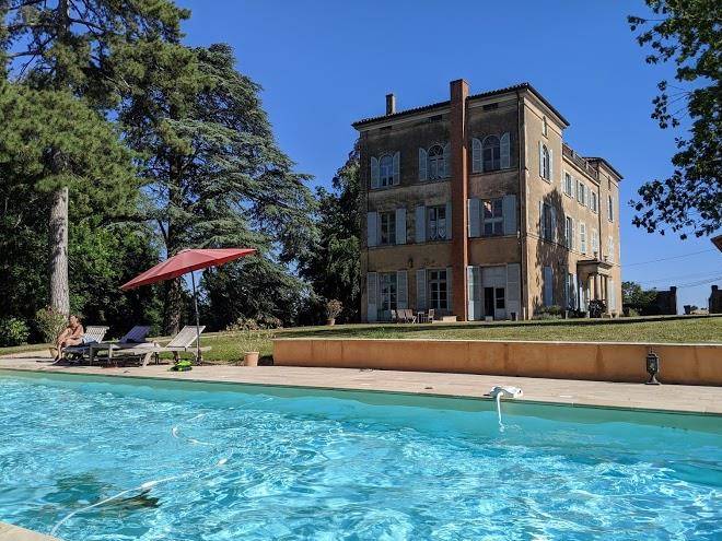 Restaurant chateau des poccards
