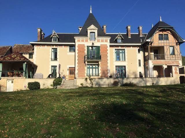 Chateau le barreau