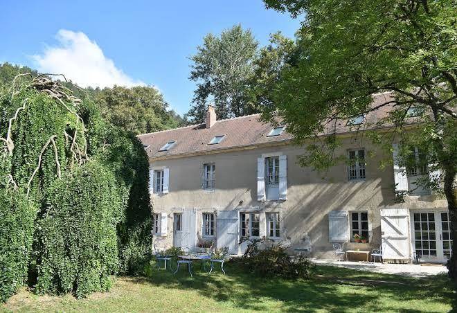 Gite yonne domaine des douves