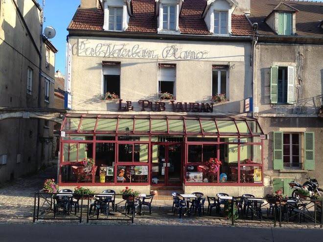 Hotel le pub vauban avallon