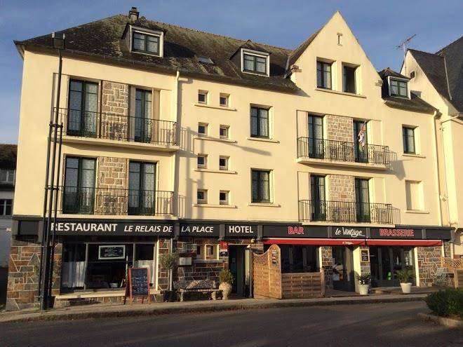 Le relais de la place & le vintage