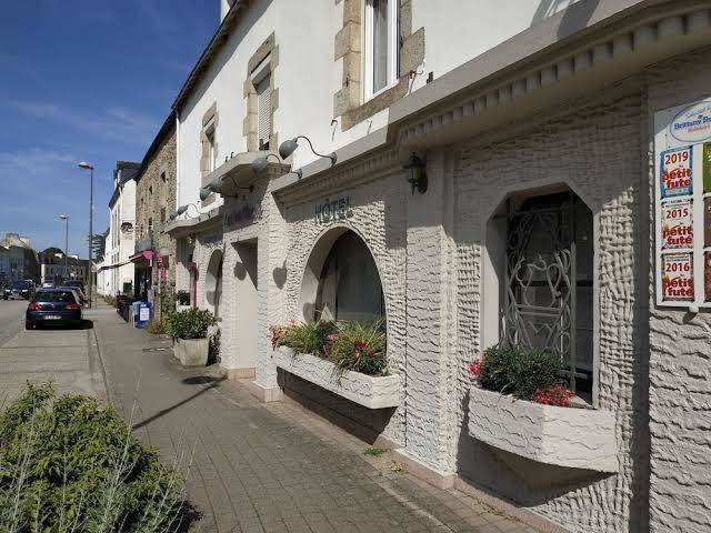 Brit Hotel La Croix Blanche Sainte Anne D'auray Image