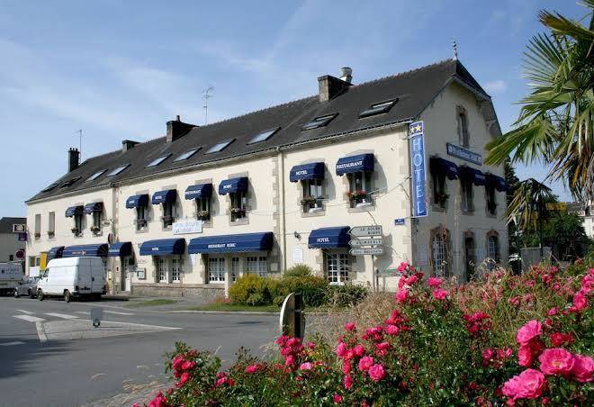 Hotel salles seminaires reunion restaurant bar robic