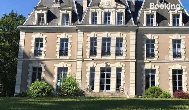 Chateau des essards