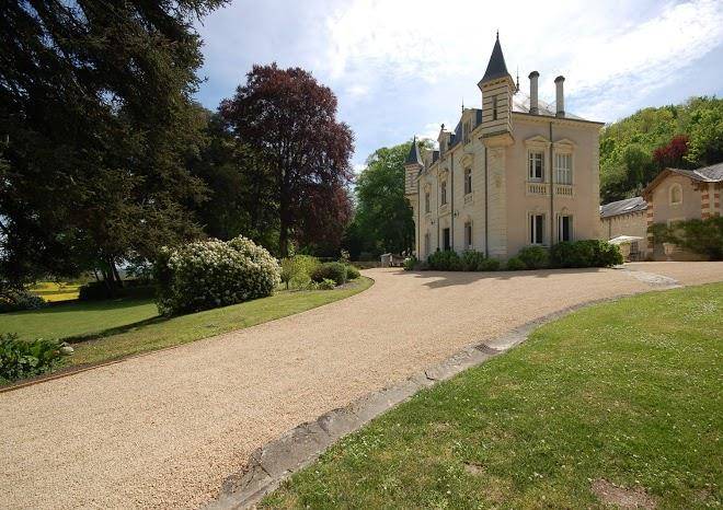 Chateau la perriere