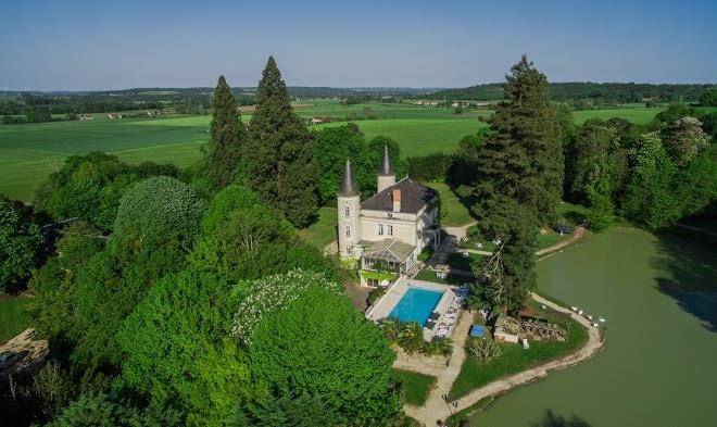 Chateau les vallees