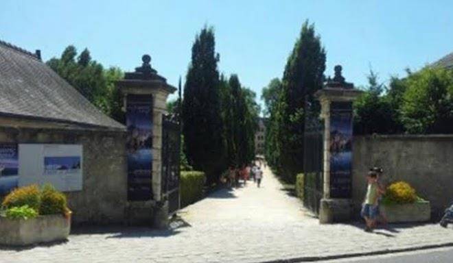 Les portes du chateau