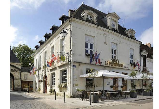 Logis hotel le puits dore