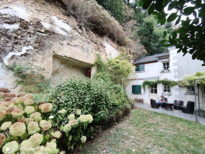 Charme troglo le petit pressoir